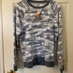 Lucky Brand Sweatshirt 🍀⭐️